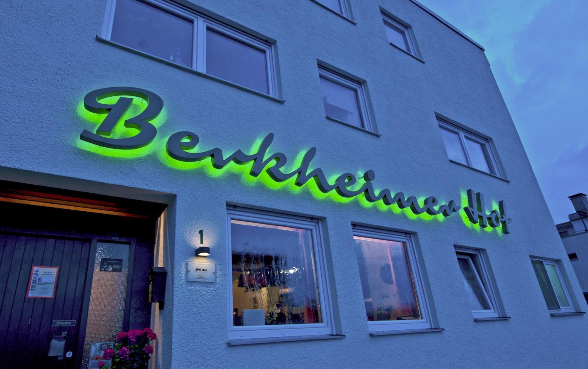 Hotel Berkheimer Hof Esslingen am Neckar Exterior foto
